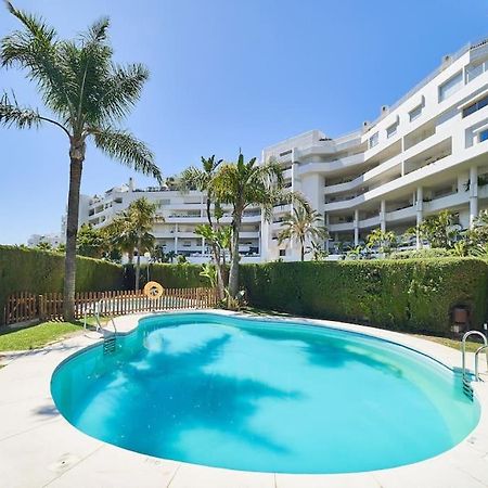 Superbe Appartement Avec Jaccuzi Марбелья Экстерьер фото