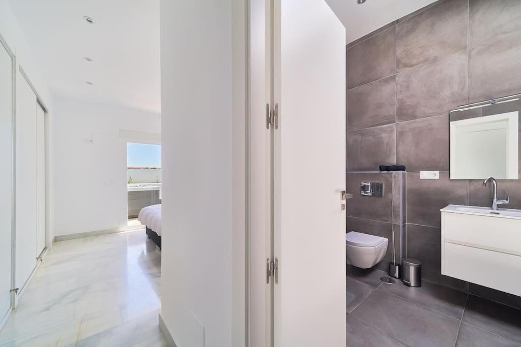 Superbe Appartement Avec Jaccuzi Марбелья Экстерьер фото