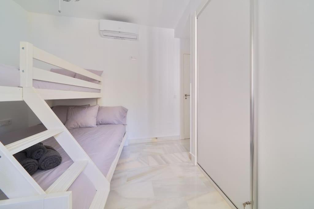 Superbe Appartement Avec Jaccuzi Марбелья Экстерьер фото
